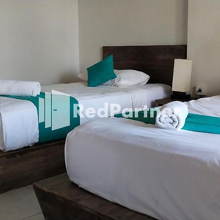 Pondok Sentana Guest House At Jalan Raya Uluwatu Redpartner Ungasan Exteriör bild